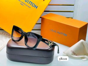 Designer Black Louis Vuitton Sunglasses