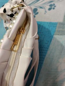 free delivery Chic White Pearl &amp; Polka Dot Bag