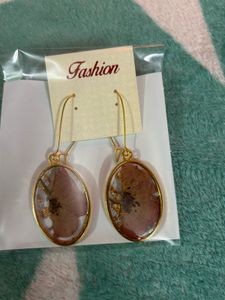 resin Oval Stone Dangle Earrings only 1