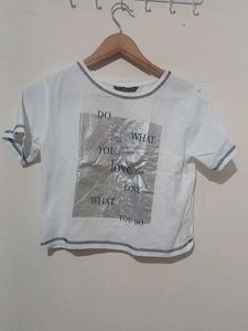 Graphic Print Cropped T-Shirt