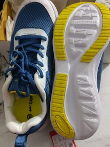 Campus Men Awake Low Top Running Shoes