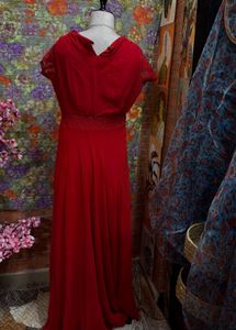 Elegant Red Lace Evening Gown