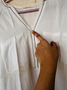 White Long Sleeve V-Neck Blouse
