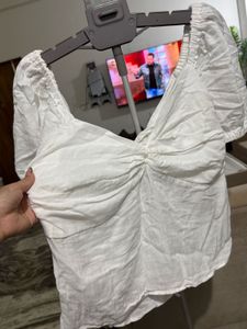 Chic White Ruched Puff Sleeve Top
