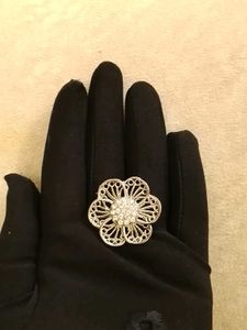 Sparkling Flower Stud Earrings