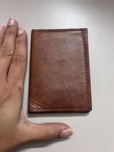 slim and light Leather Wallet