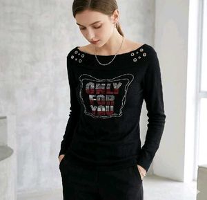 Sparkly black Long Sleeve Top