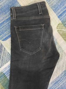 Levi's Dark Wash Jeans