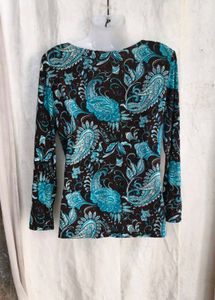 121810. Boho Paisley Print V-Neck Top