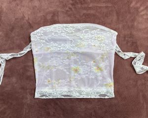 NEWME | Lace Floral Tube Top