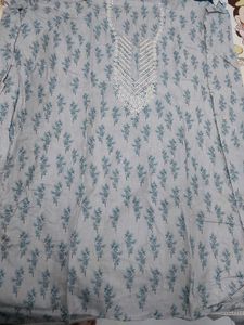 Embellished unstiched suit