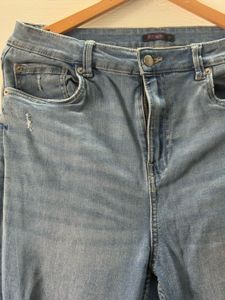 Stylish Ripped Blue Denim Jeans