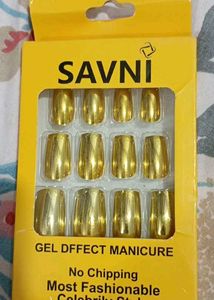 Savni Gel Effect Manicure False Nails