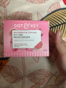 comboo DOT &amp; KEY Skincare Set