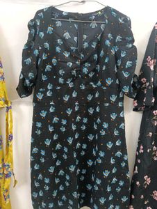 Flowy Floral Dresses - Set of 4