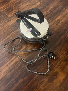 Bajaj Electric Roti Maker