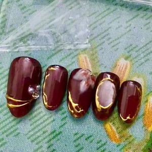 SALE Burgundy &amp; Gold Press-On Nails