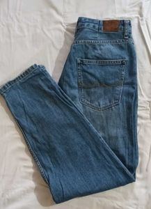 high-waisted relaxed mom jeans
