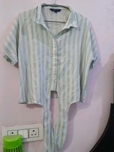Striped Tie-Front Blouse Harvard brand medium size