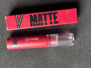 MARS Mousse lipstick -01 LEADING LADY