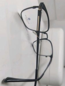 Scorpio Eyewear Metal Frame Glasses