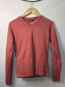 Women's Coral V-Neck Long Sleeve Top