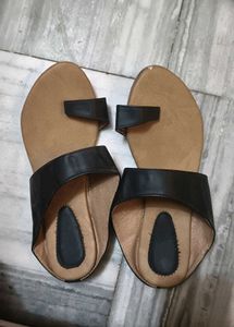 Stylish Black Flat Sandals