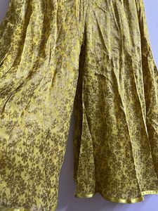 Mustard Sharara