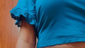 Blue over sized Crop top With Designer Sleeves 💙💙