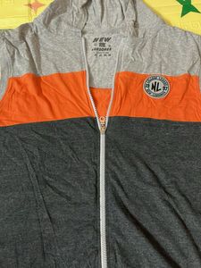 Sleeveless lightweight Zip-Up Hoodie