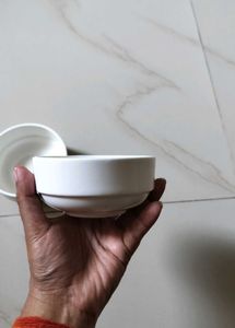 Set of 2 White Ceramic Bowls