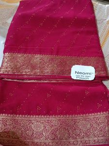 Elegant Neomi Maroon Saree with Gold Detail