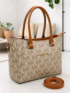 Michael Kors Signature Tote Bag