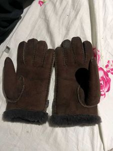 UGG Brown Gloves