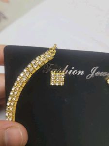 Sparkling Choker Necklace &amp; Earrings Set