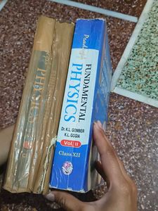 Pradeep's Fundamental Physics Class XII Vol I &amp; II