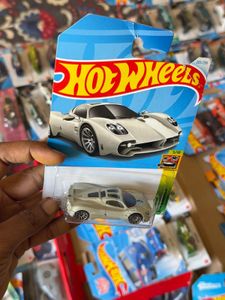 Hot Wheels Pagani Utopia