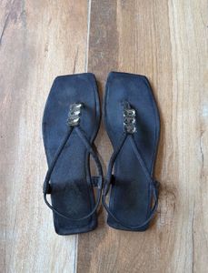 Elegant Black Embellished Flat Sandals