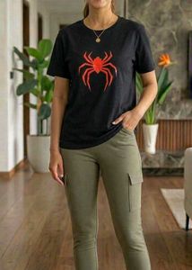 💗 a spider t-shirt 💗