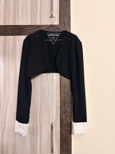 Chic Black Cropped Bolero Jacket