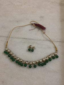 GREEN KUNDAN JEWELLERY SET