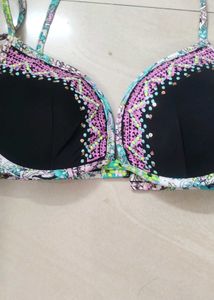 Victoria's Secret Bikini Top hook broken.