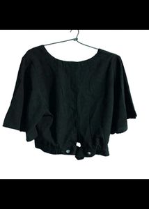 Chic Black V-Neck Crop Top