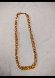 Elegant Gold Chain Necklace
