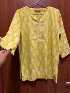 Yellow Printed Short Kurta🔆🌼