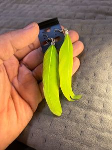 Set of 2 Feather Earrings