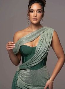 Elegant One-Shoulder Gown