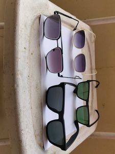 Set of 4 Clip-On Sunglasses