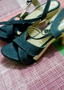 Stylish Teal Wedge Sandals