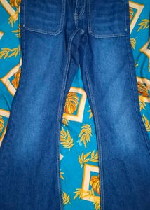Dark Wash Denim Jeans with Front Pockets very new